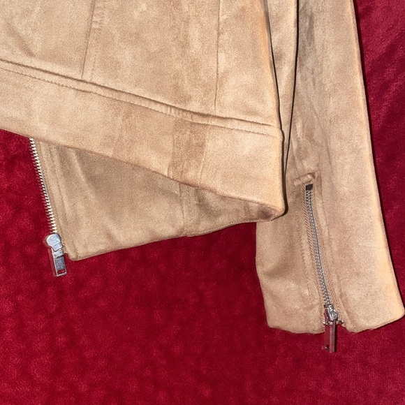 brown jacket - Picture 5 of 5